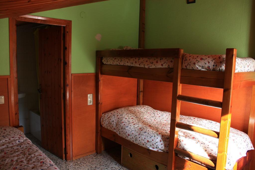 La Closa Albergue Castellar De N'Hug Habitación foto