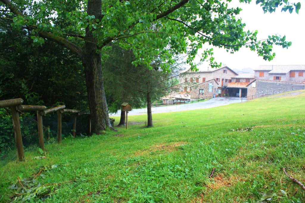 La Closa Albergue Castellar De N'Hug Exterior foto
