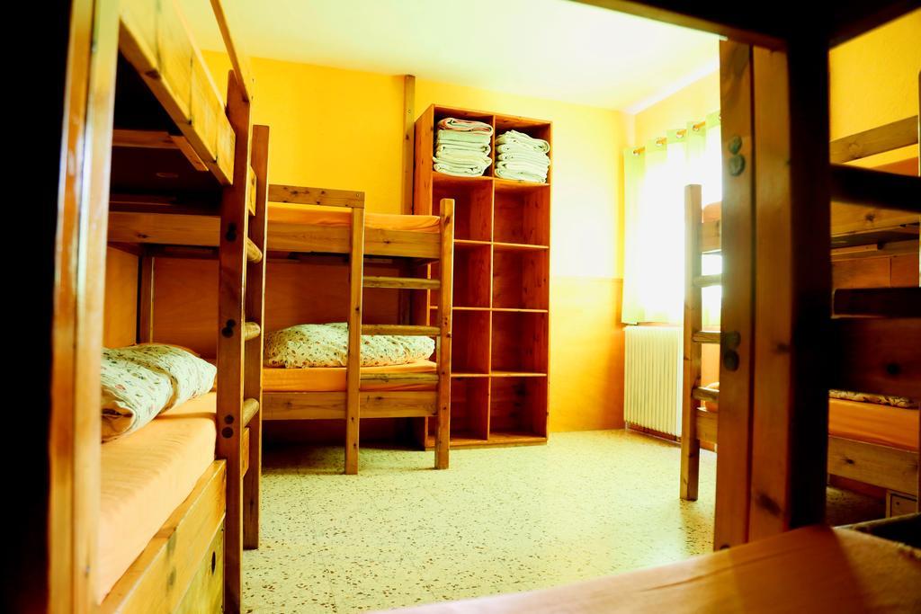 La Closa Albergue Castellar De N'Hug Exterior foto