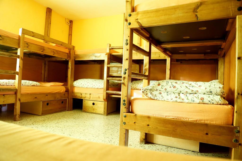 La Closa Albergue Castellar De N'Hug Exterior foto